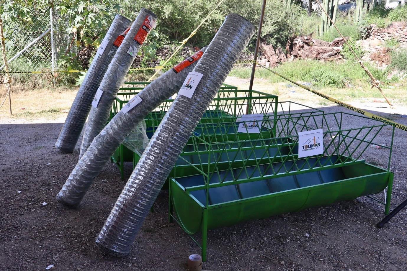 Título Entregan 135 insumos agropecuarios gratuitos en Tolimán