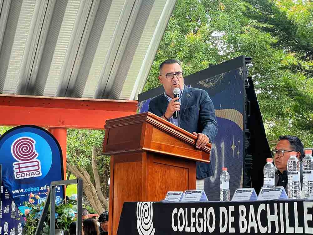 COBAQ 11 gradúa nueva generación en Ezequiel Montes