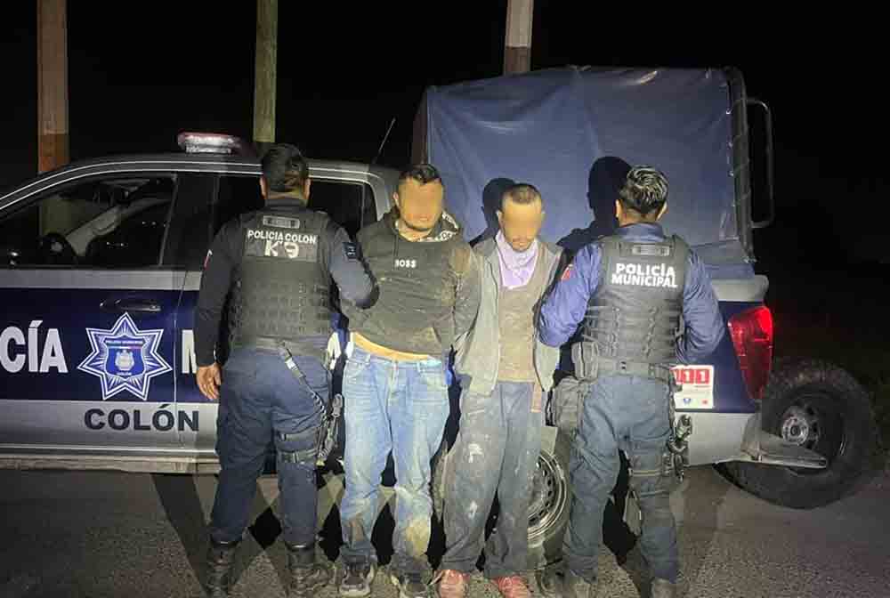 Caen dos por robo en San Ildefonso
