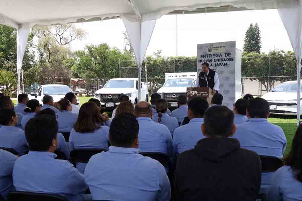 San Juan invierte 4.18 mdp en 10 unidades