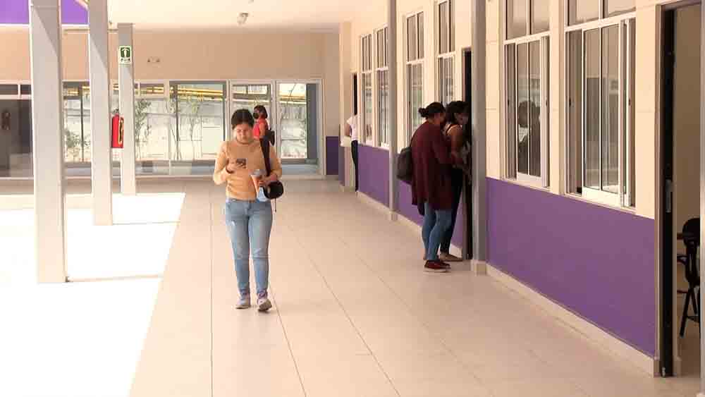 Universidad de las Mujeres abre convocatoria en Querétaro