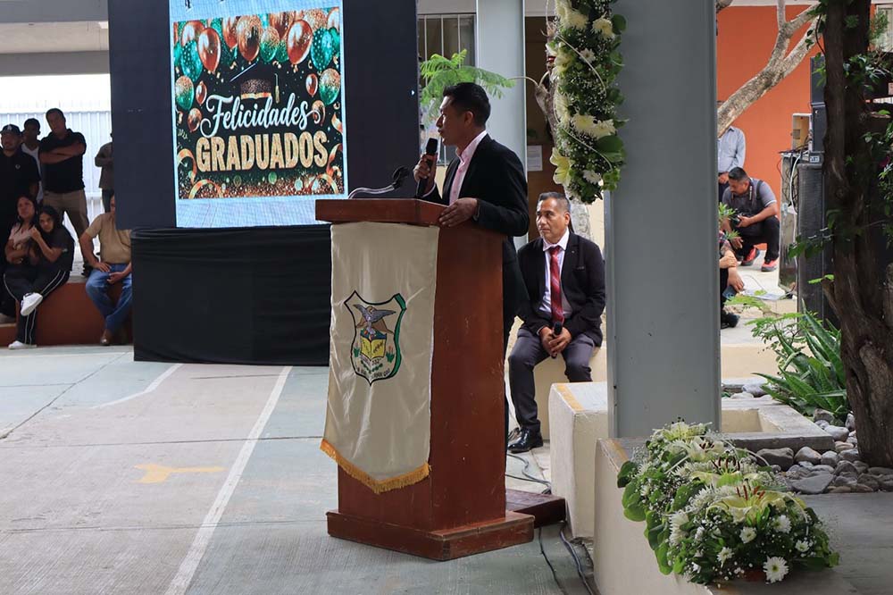 San Pablo gradúa generación 2023–2026 de secundaria Tollimani