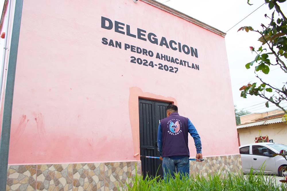 San Pedro Ahuacatlán recibe 200 atenciones municipales