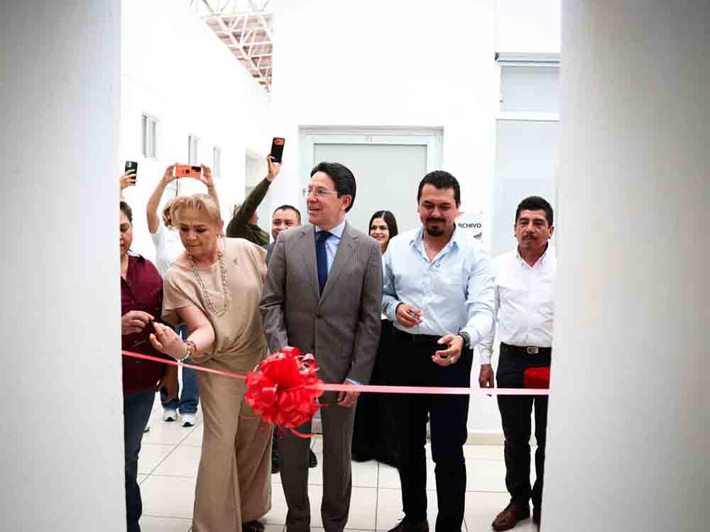 Abren clínica dental gratuita en Pedro Escobedo