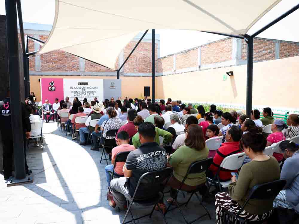 Abren clínica dental gratuita en Pedro Escobedo