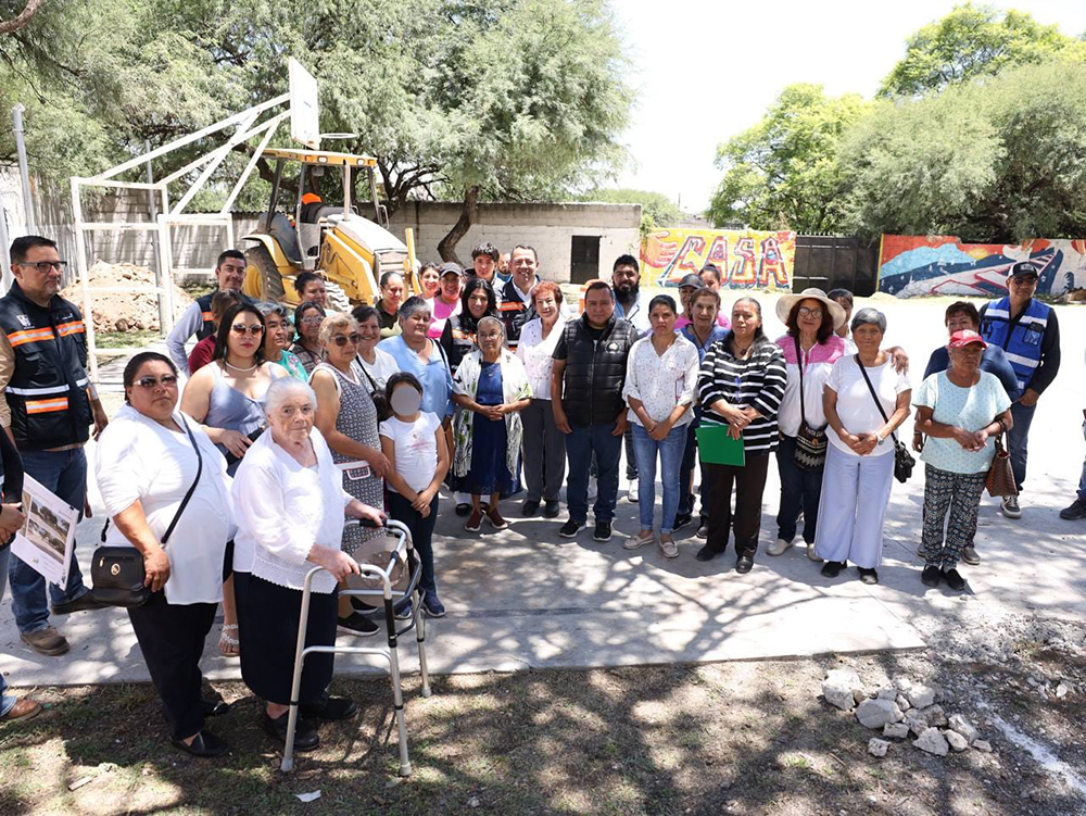 Casa Blanca recibe techumbre de 1.6 mdp