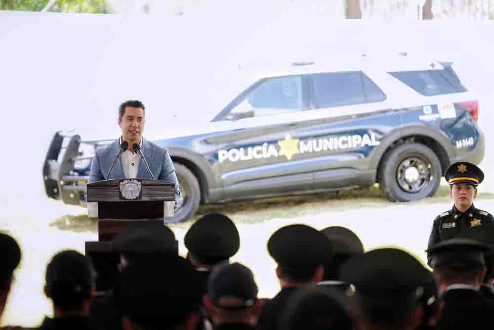 Querétaro equipa policía con 64 mdp