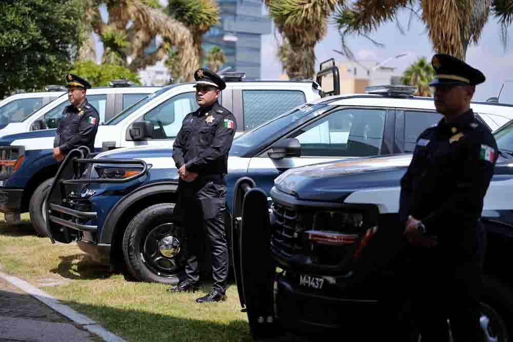 Querétaro equipa policía con 64 mdp