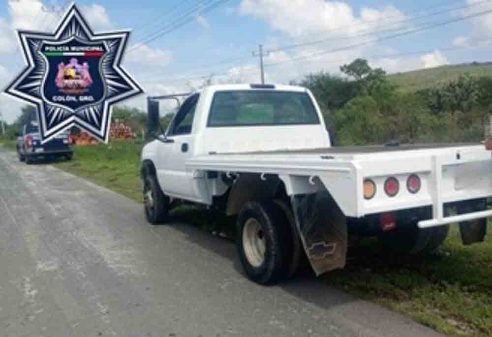 Recuperan camioneta robada en Colón; detienen conductor