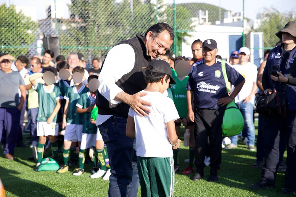 Las Haciendas recibe cancha de 1.6 mdp