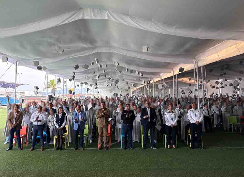 Querétaro gradúa a 597 personas privadas de libertad