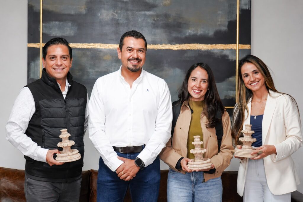 Pedro Escobedo y Amazon impulsan proyectos sustentables