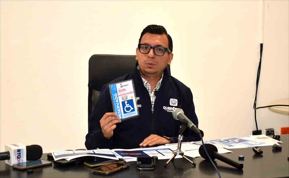 Querétaro suma 2,505 tarjetones activos para discapacidad
