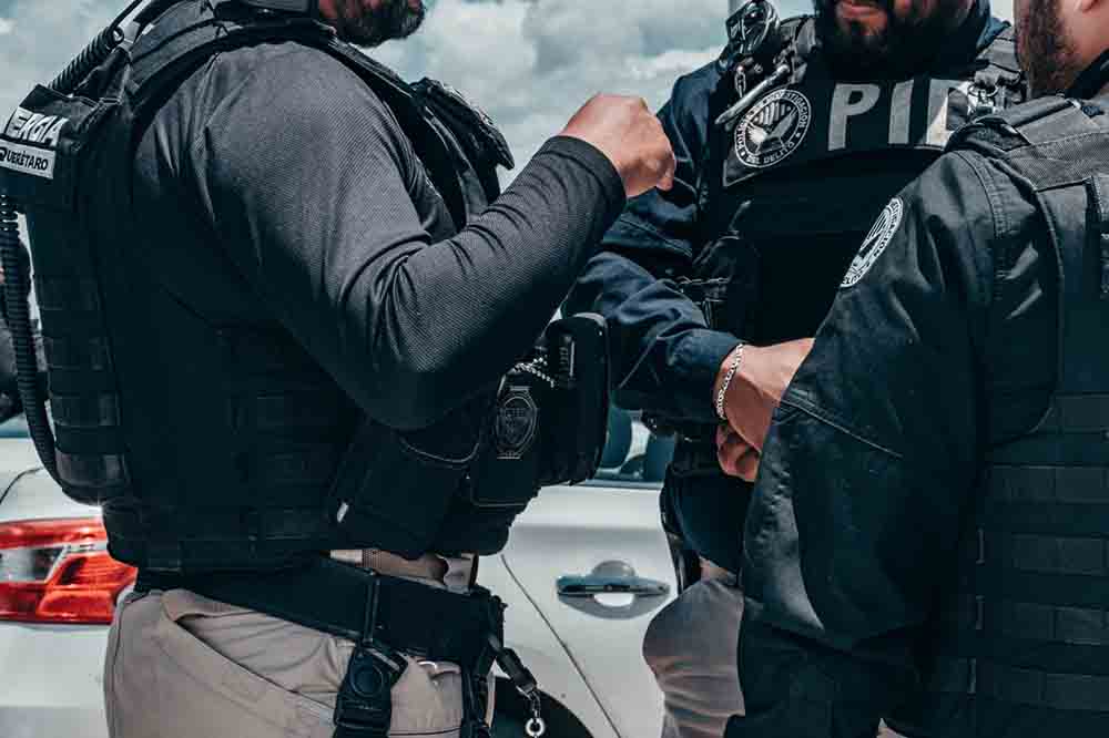 Cateos simultáneos dejan siete detenidos en Querétaro