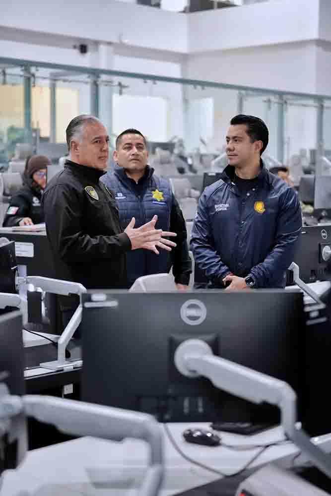 CAE 911 atiende 2 mil llamadas diarias
