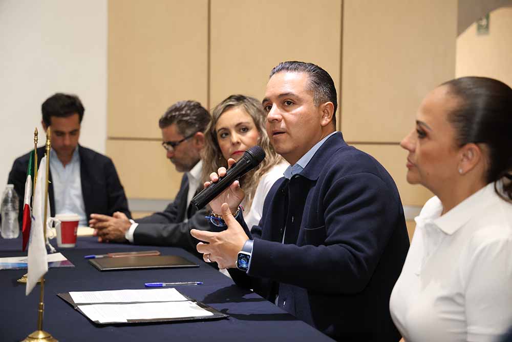 SEGOB y CANACO acuerdan regularizar alcohol en SJR