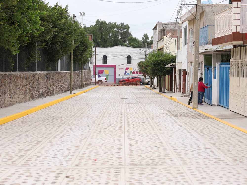 Rafael Ayala recibe rehabilitación de 2.3 mdp