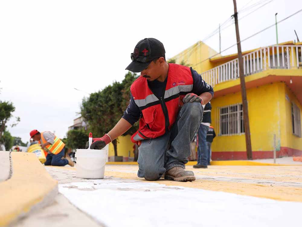 Rafael Ayala recibe rehabilitación de 2.3 mdp