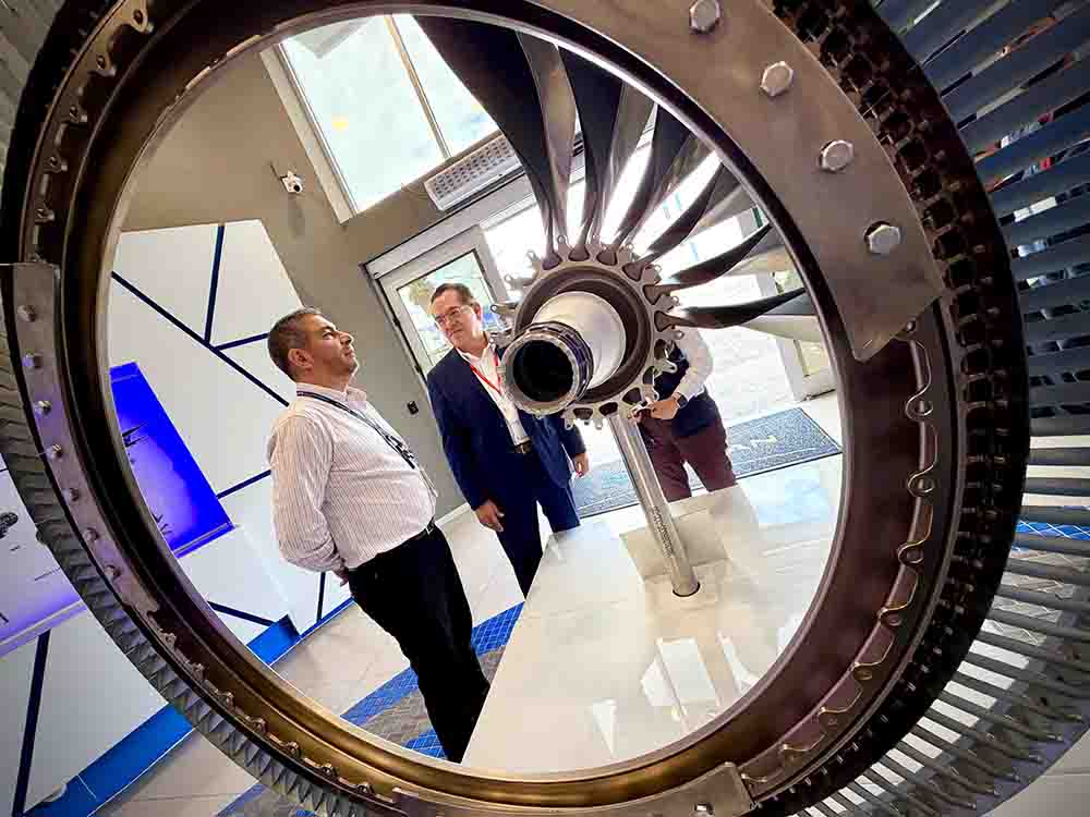 UTEQ capacita a 200 colaboradores de Safran