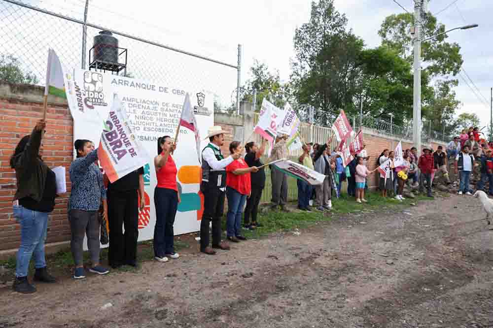 Ajuchitlancito arranca ampliación de drenaje sanitario