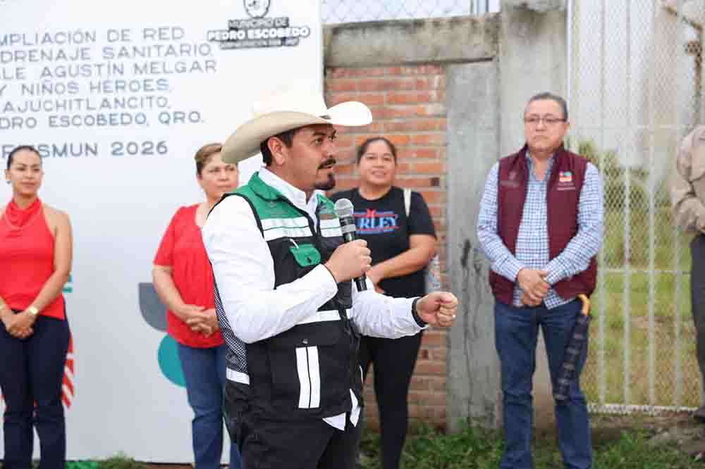Ajuchitlancito arranca ampliación de drenaje sanitario