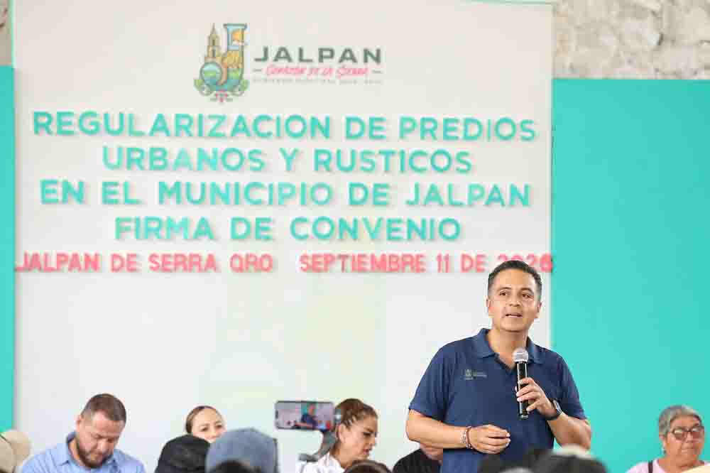 Entregan títulos de propiedad a comunidades indígenas en Jalpan