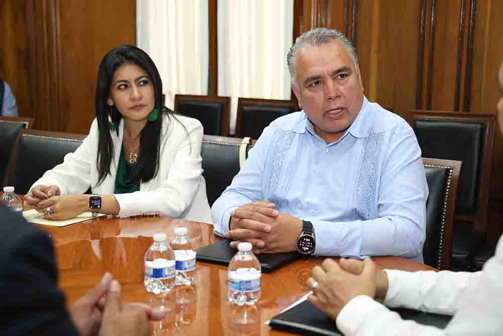 Querétaro conecta migrantes con 200 organizaciones en EU