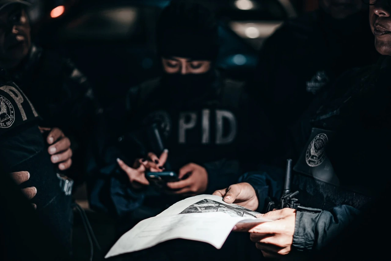 Policías de Investigación del Delito durante diligencias de Sinergia por Querétaro