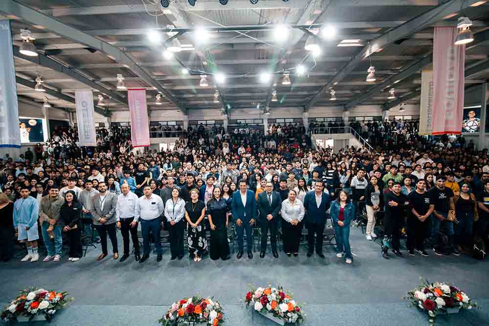 UT San Juan alcanza matrícula récord de 3,810