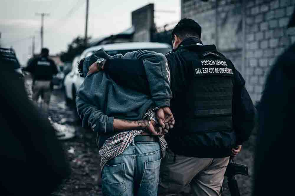Detienen a ocho personas tras 12 cateos simultáneos