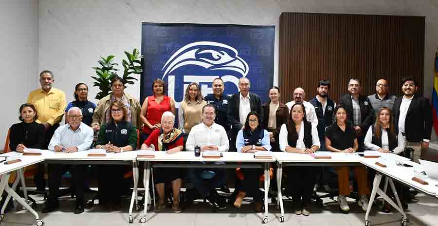 Integrantes del Comité de Sustentabilidad de la UTEQ